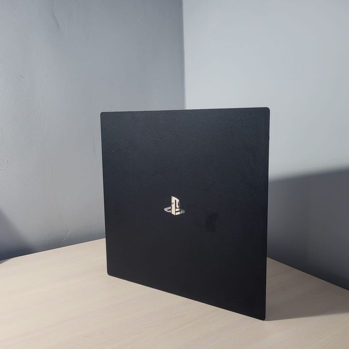 Playstation 4 pro 1tb