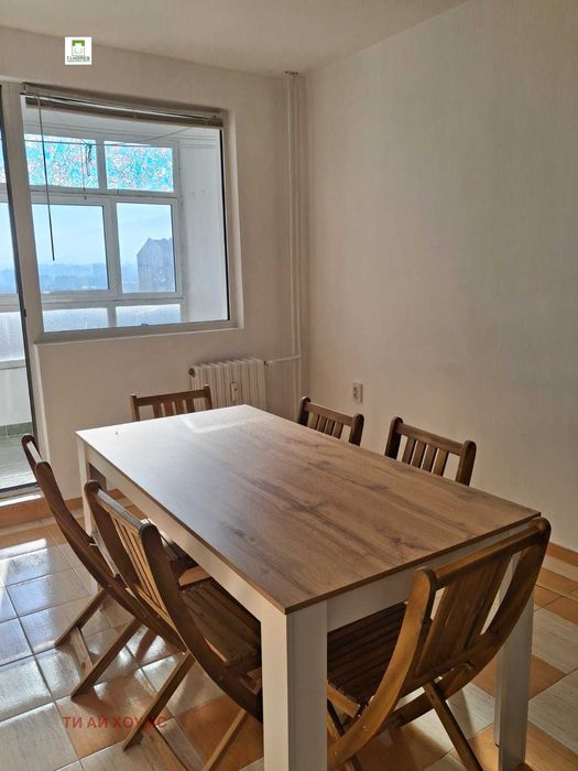 Голям двустаен апартамент