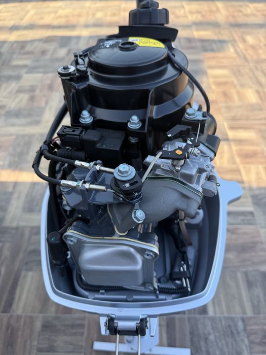 ЧИСТО НОВ! Двигател за лодка honda 6кс