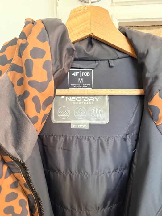 ЯКЕ за сноуборд 4F - дамско