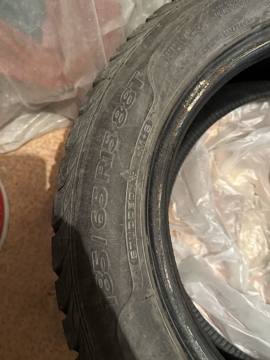 продаю зимние шины