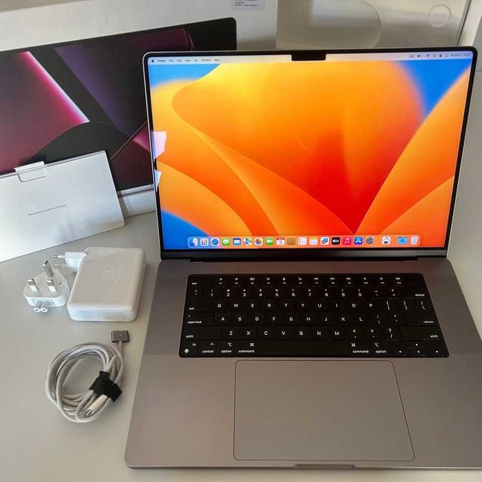 MacBook Pro M2 Pro 16” / 16GB RAM / 512GB SSD – Пълен комплект