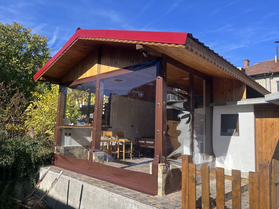 Ветроупорни завеси,тенти,брезенти,покривала,винил,барбекю,тераса,шатра