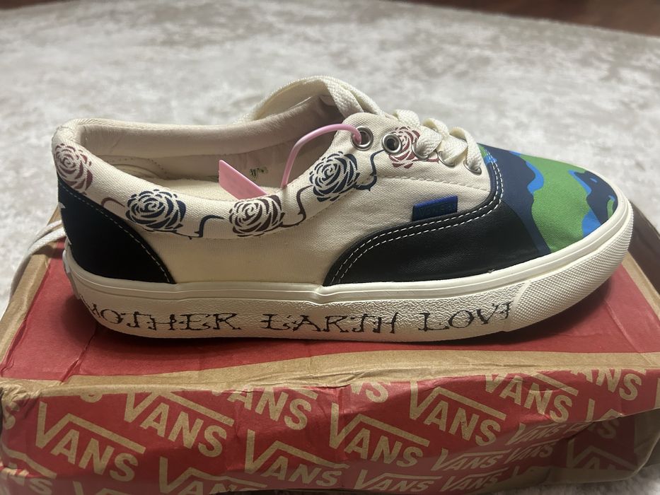 Кроссовки Vans