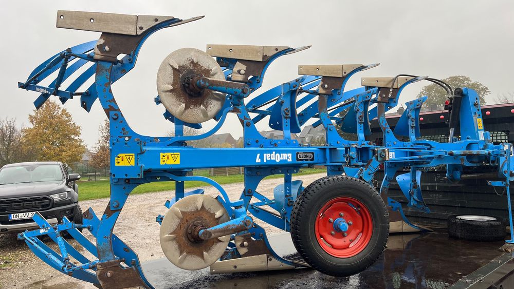 Lemken Europal 7. Omoch Plug, Case Puma, Arion , New Holland tortadi