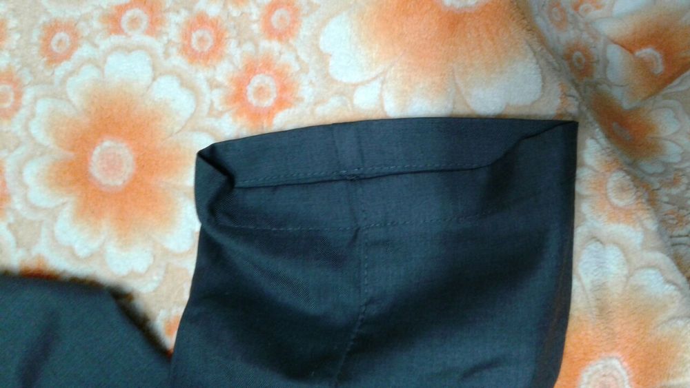 Брюки новые серые