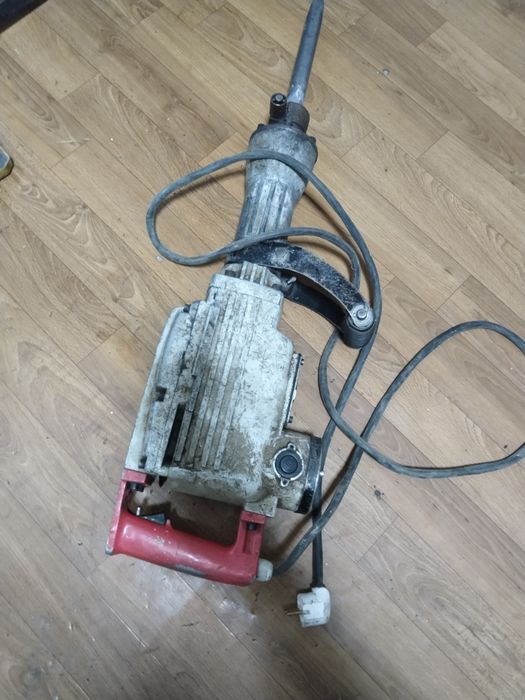 Продам отбойник в рабочем состоянии