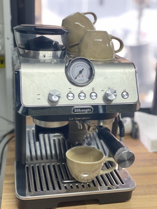 Aparat de cafea Delonghi