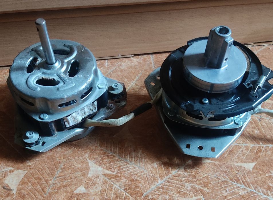 Мотор рабочий. От стиральной машины.