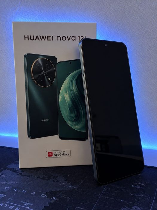 Huawei nova 12i..
