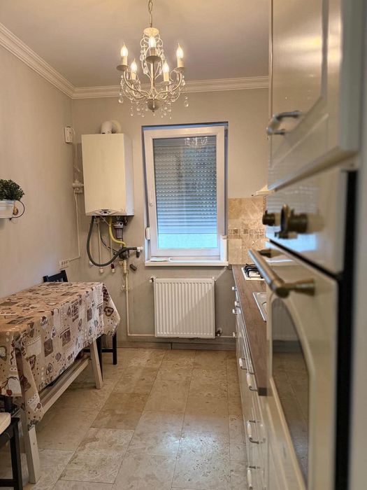 Poprietar vand apartament