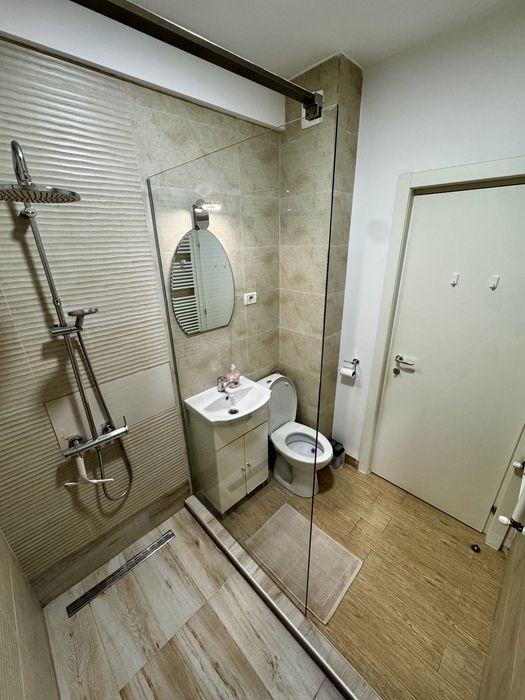 Inchiriez ap.2 camere, str. D30, 100 m de plaja 15.sept 2026-1.iunie 2027