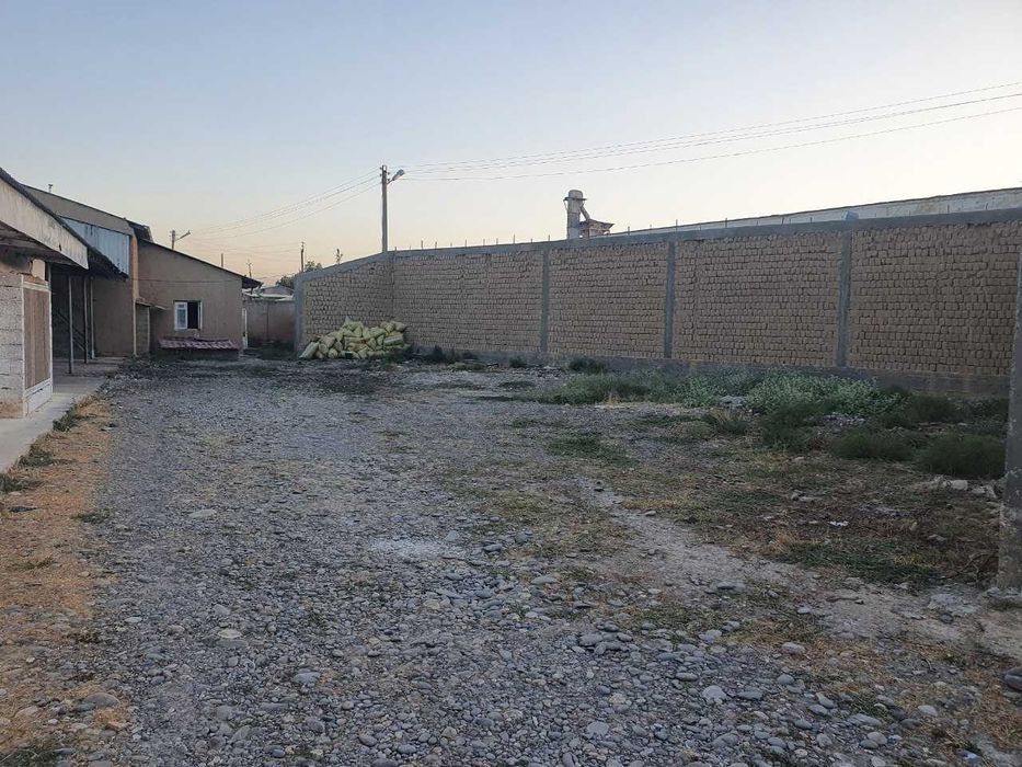 Нотурар бино иншоот 2.5 Га