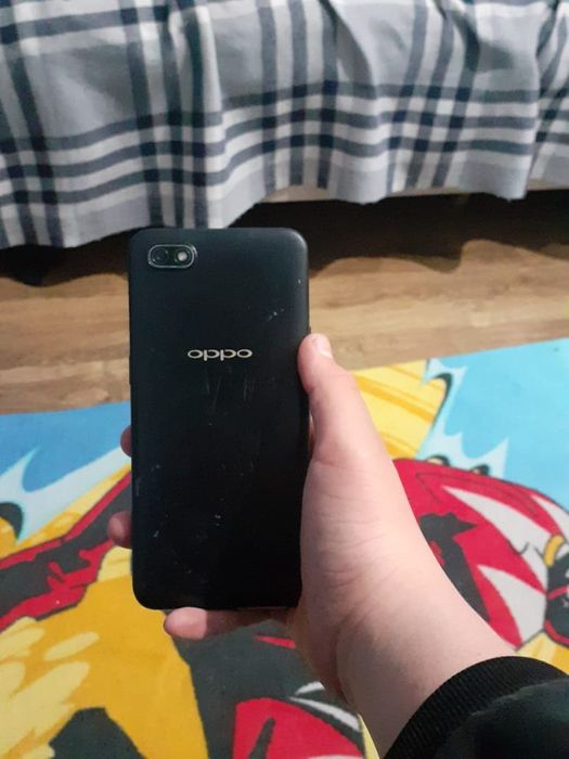 Два телефона продам SAMSUNG...OPPO