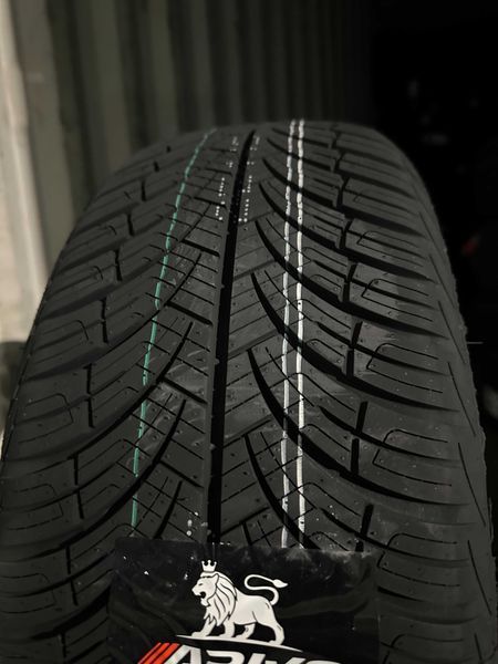Нови Всесезонни Гуми Arivo Carlorful A/S 215/55R17 98W Xl Нов Dot