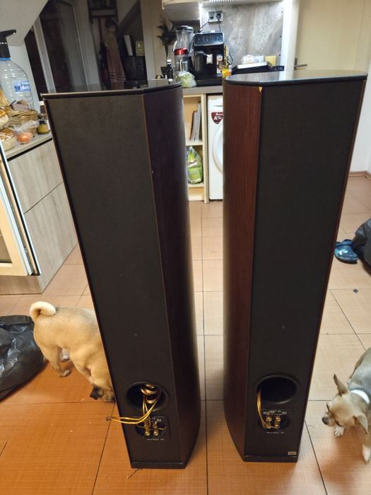 Говорители JAMO   и   усилвател MARANTZ