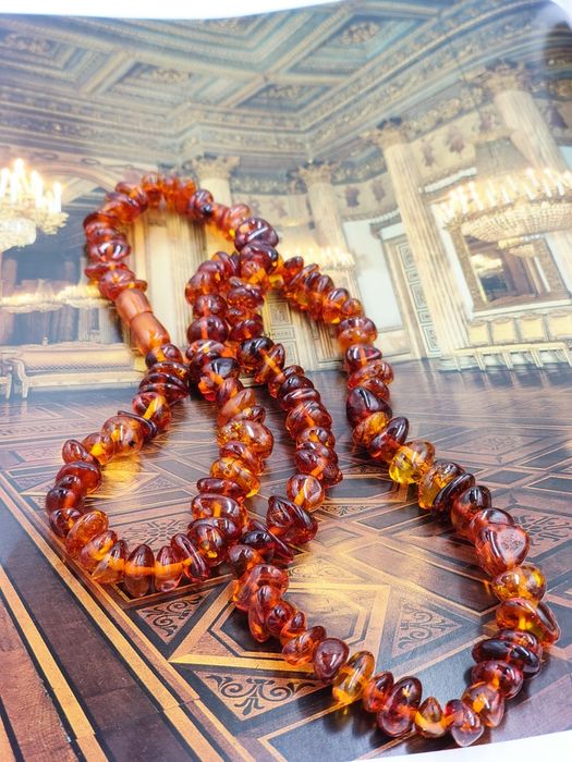 колие от руски естествен тъмен балтийски кехлибар, цвят коняк
100% нат