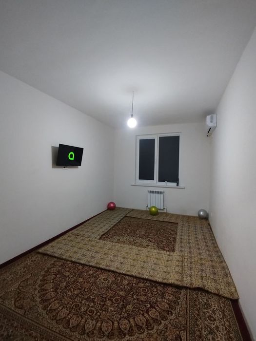 Srochno sotiladi 1 xona