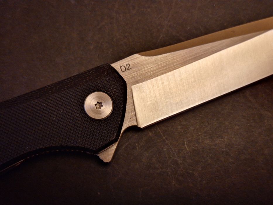 Сгъваем нож-D2 стомана