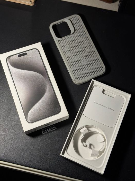 iPhone 15 PRO , Natural Titanium , 92% Bateria