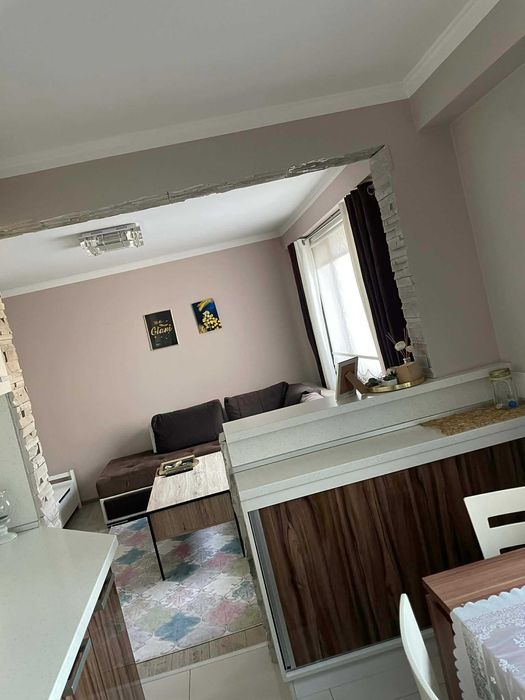 Продава се Тристаен апартамент в Попово - 86 кв.м за 567 €/кв.м - Снимка #1