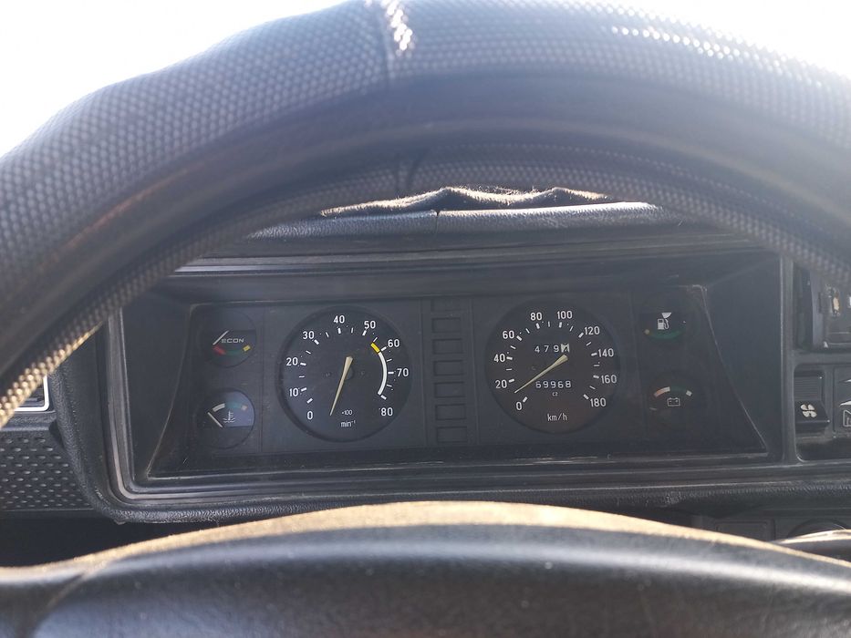 Ваз 2107 сотилади