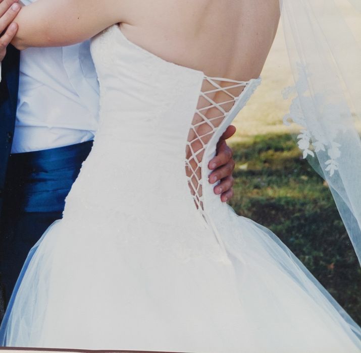 Бутикова Булчинска рокля с кринолин