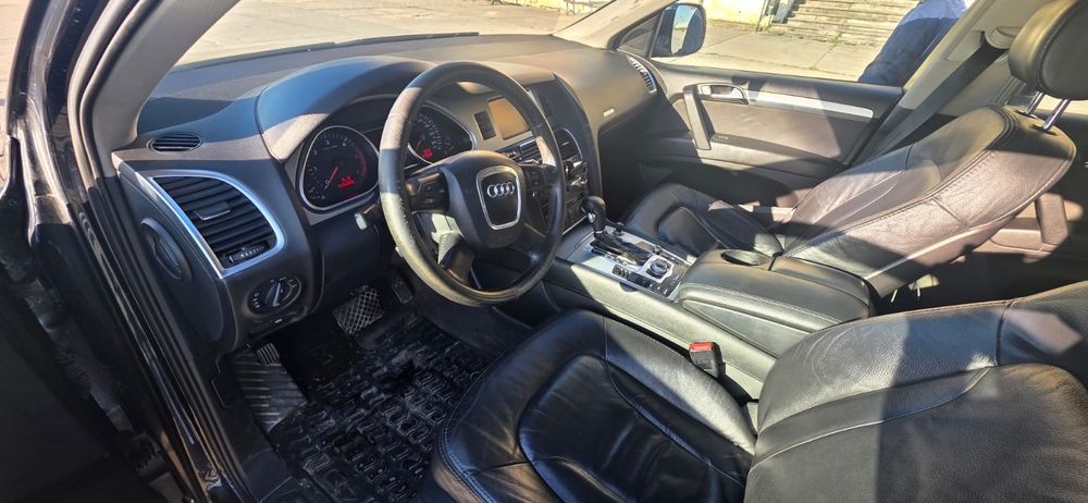 AUDI Q7 2009 — imagine 3