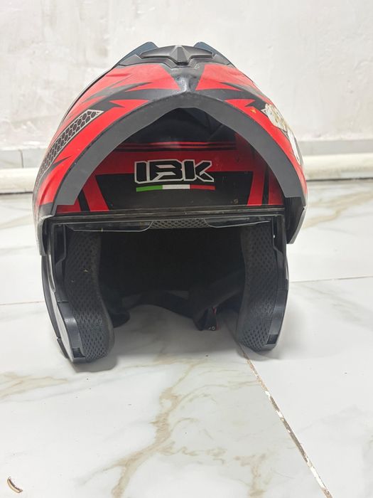 Продам шлем марка IBK