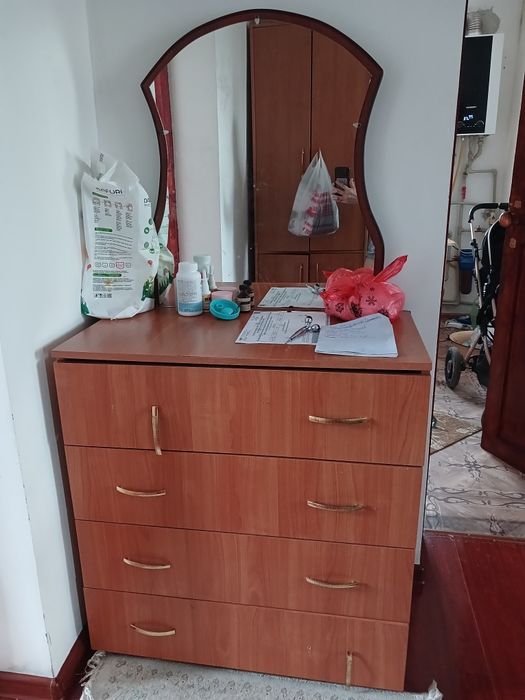 Комод продается кому нужно смотрите