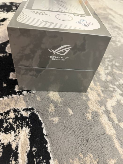 Consola portabila Asus  Rog Ally