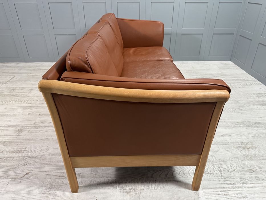 Датски диван 3-ка естествена кожа Д990