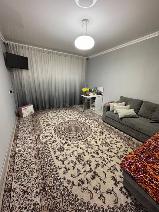 Продается квартира в городе Янгиюле.