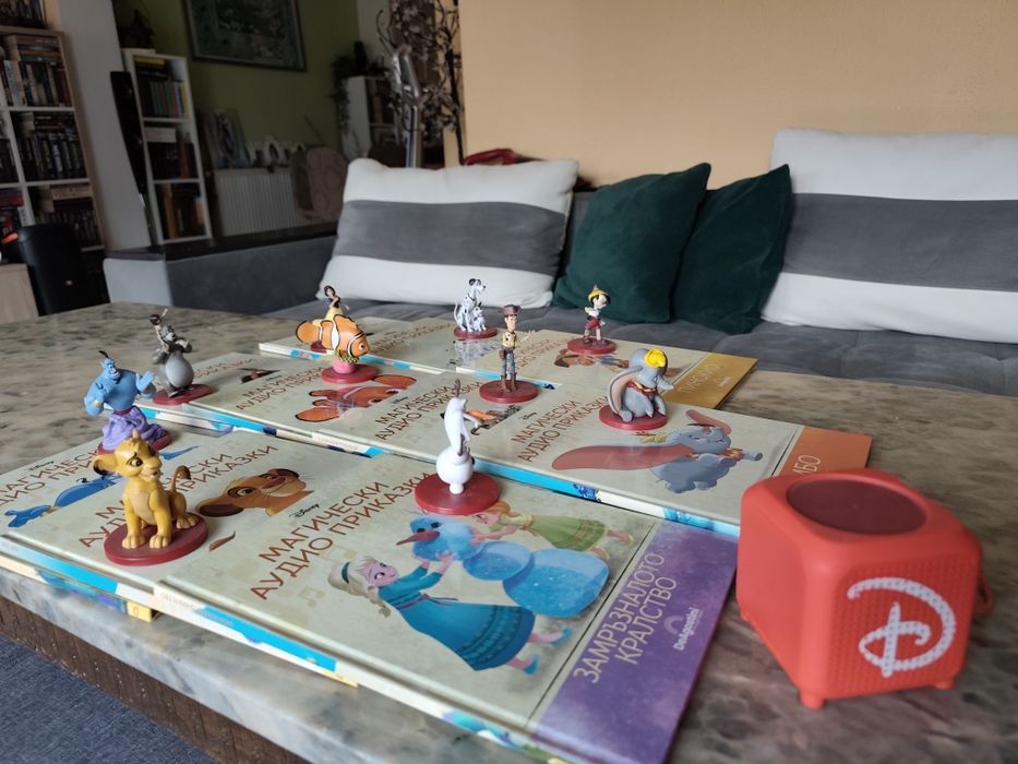 Магически аудио приказки+ колонка, книжки и  фигурки