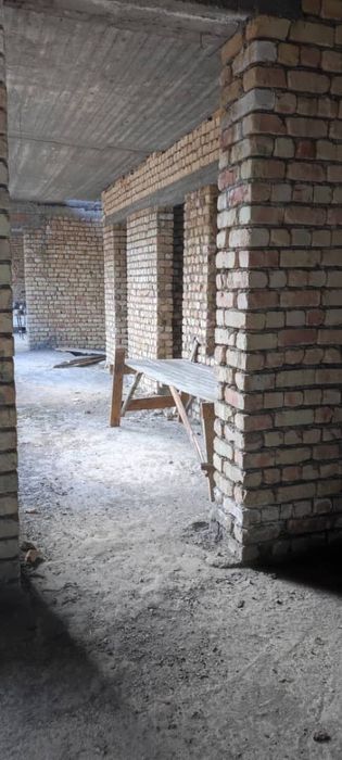 Свой дом не агенство!!! 3-х этажный дом в центре города,отличное место