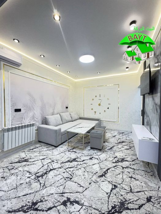 ÷ МУКУМИ Чиланзар 7кв 1/3/4 ФУЛЛ ЕВРО УПАКОВАНА продаётся квартира.