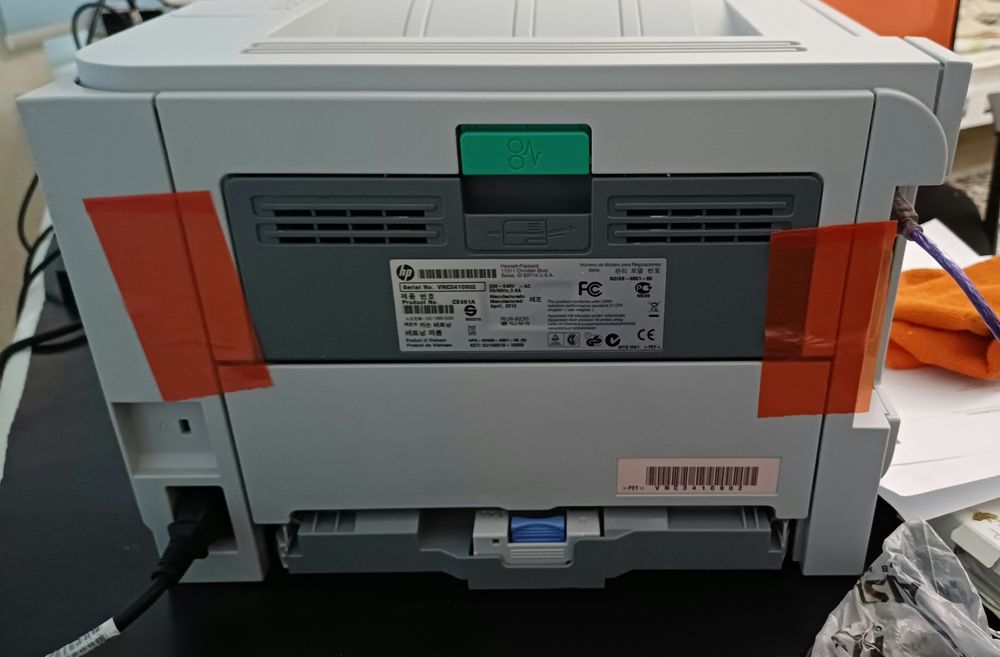 Продам лазерный принтер HP LaserJet P2035