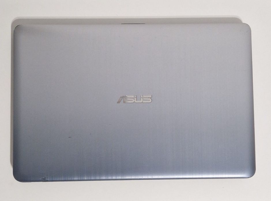 Vand Laptop Asus SonicMaster