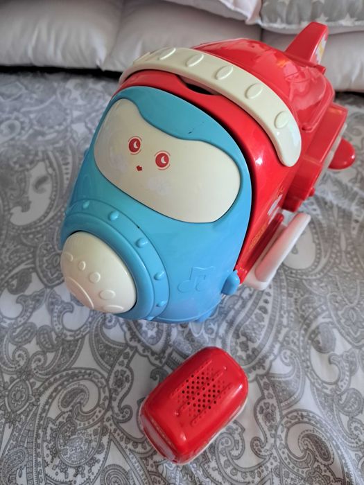 avion interactiv cu mașinuța