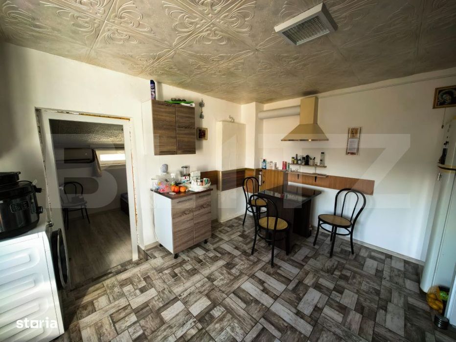 Casa de vanzare, 55 mp, zona Erbiceni