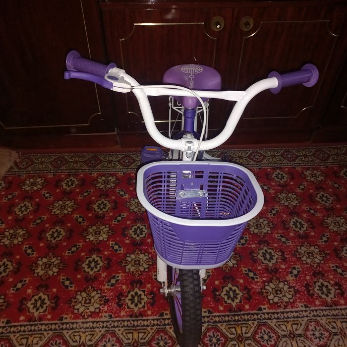 Продаётся новый велосипед.