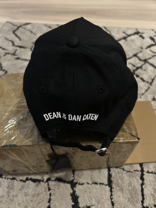 sapca dsquared2 originala