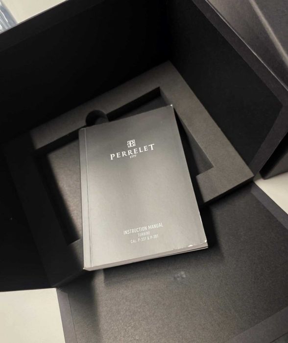 Perrelet Turbine Pilot