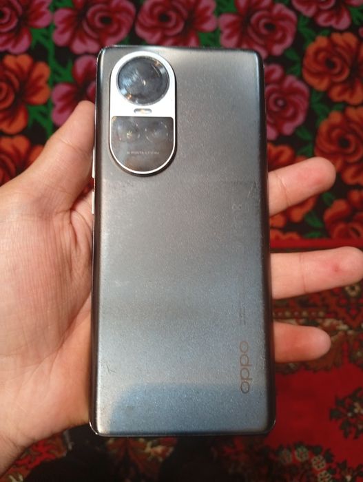 Оппо Рено 10  5G
