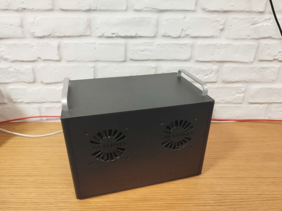 Anexminer ET3 300Mh 240W Ethereum Classic ASIC Miner / Копачка Майнър