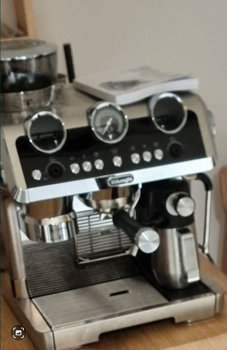 Кофемашина  Delonghi EC9865.M