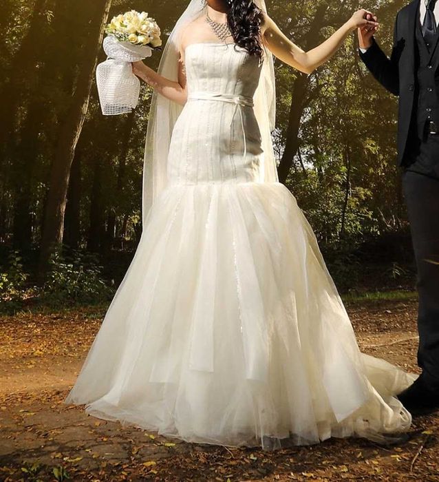 Продам свое свадебное платье Vera Wong оригинал из сша