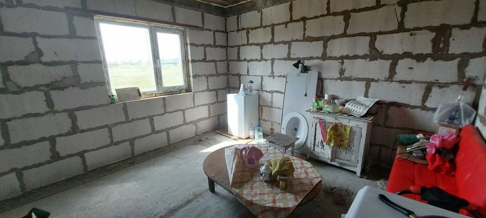 Продам дом в мкр Солнечный 2