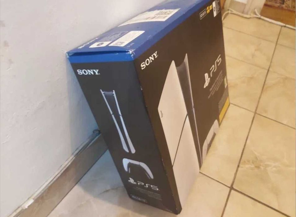 Accesoriu transport ambalaj gol, fara continut consola playStation 5