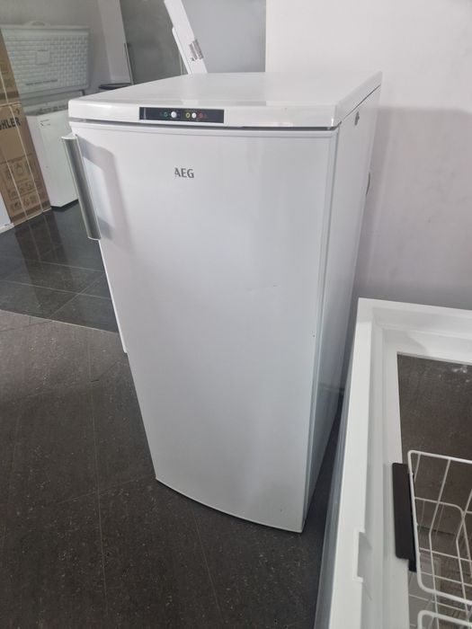 Фризер Aeg A++ 167 литра